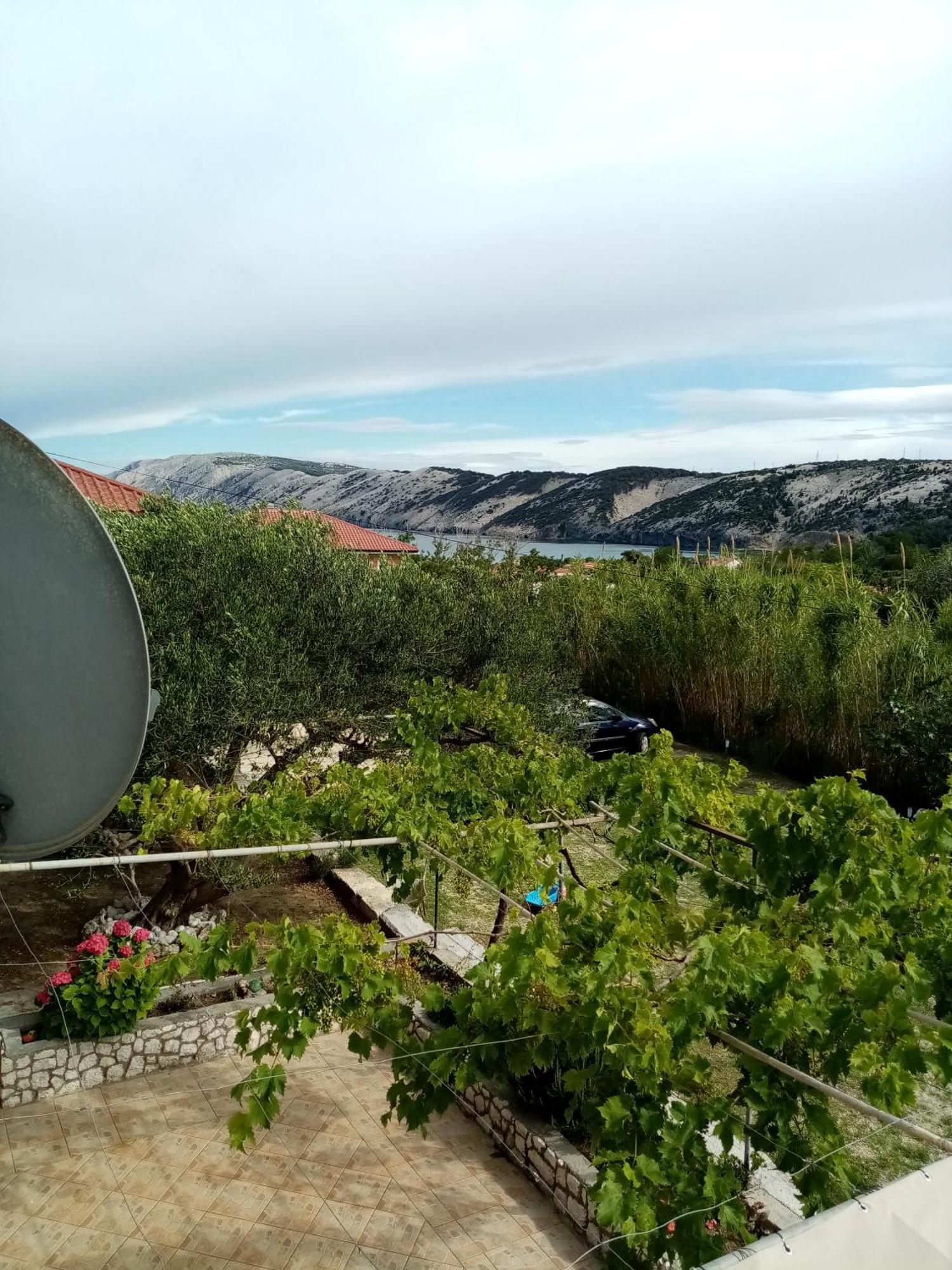 Apartmani Gero Lopar Ruang foto