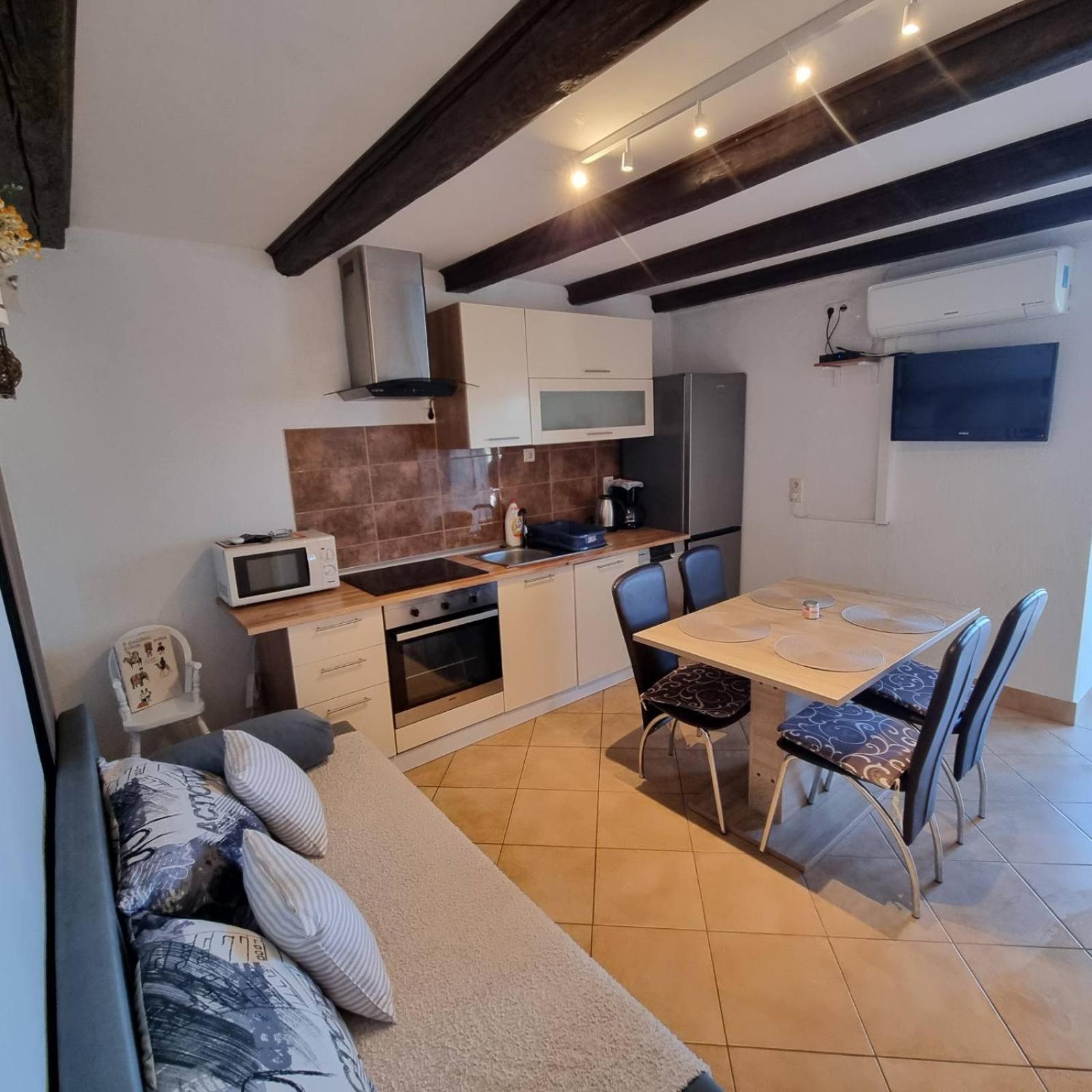 Apartmani Gero Lopar Bagian luar foto
